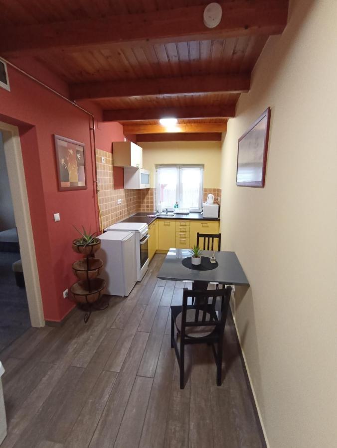 Borostyan Apartmanhaz Mórahalom Εξωτερικό φωτογραφία