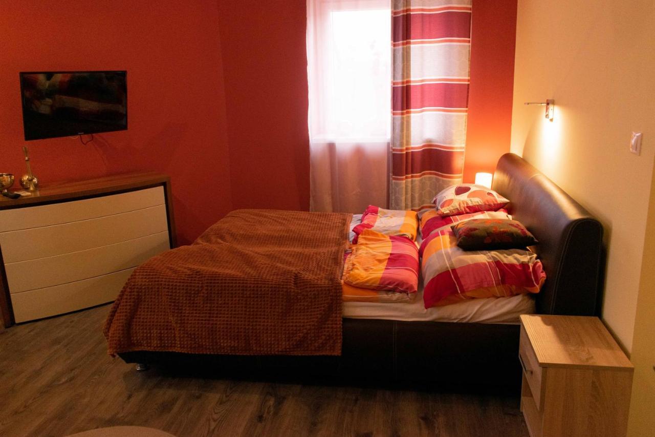 Borostyan Apartmanhaz Mórahalom Εξωτερικό φωτογραφία