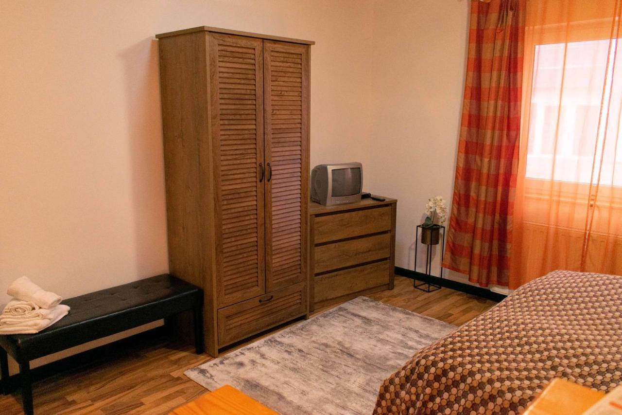 Borostyan Apartmanhaz Mórahalom Εξωτερικό φωτογραφία