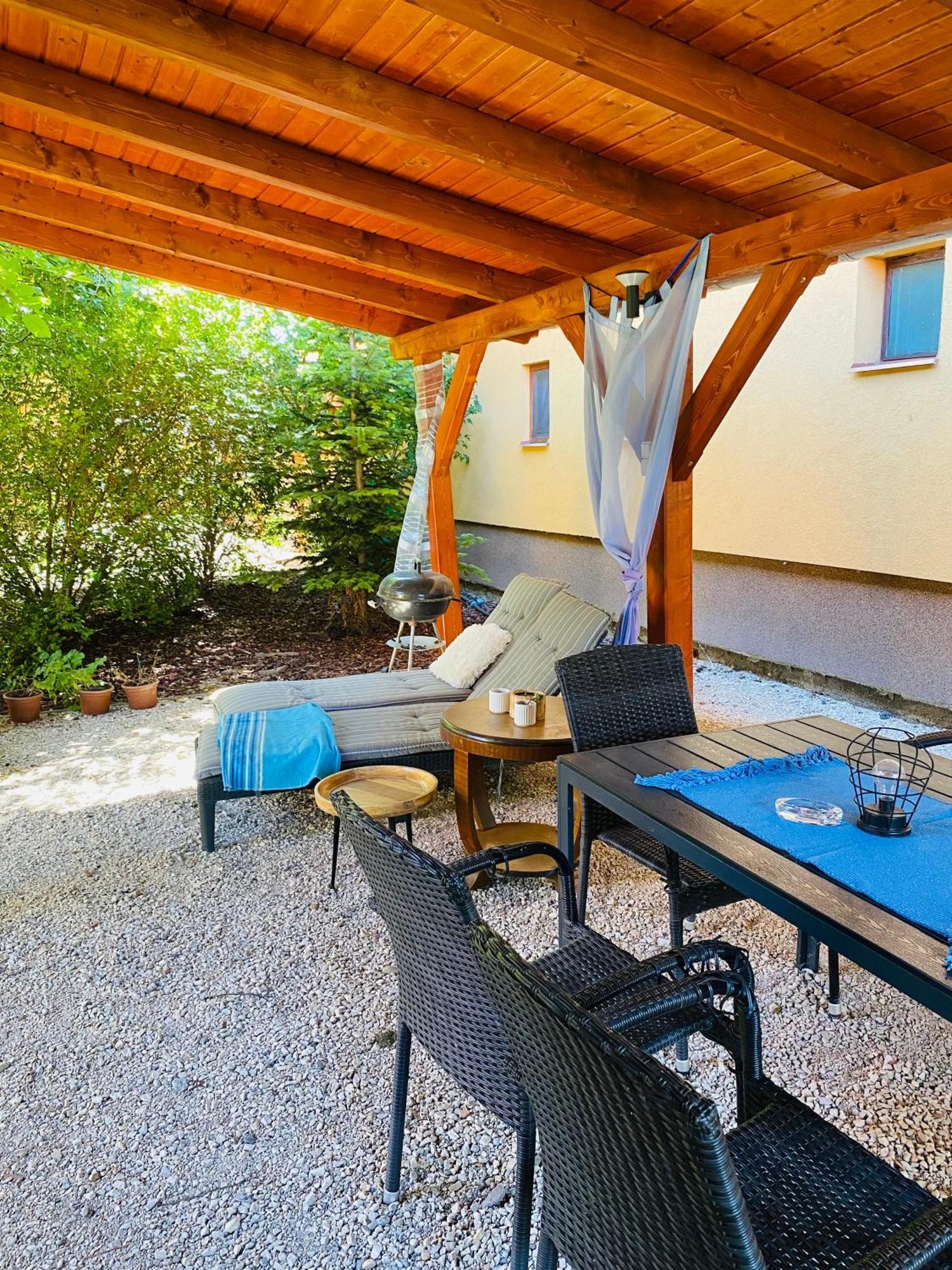 Borostyan Apartmanhaz Mórahalom Εξωτερικό φωτογραφία