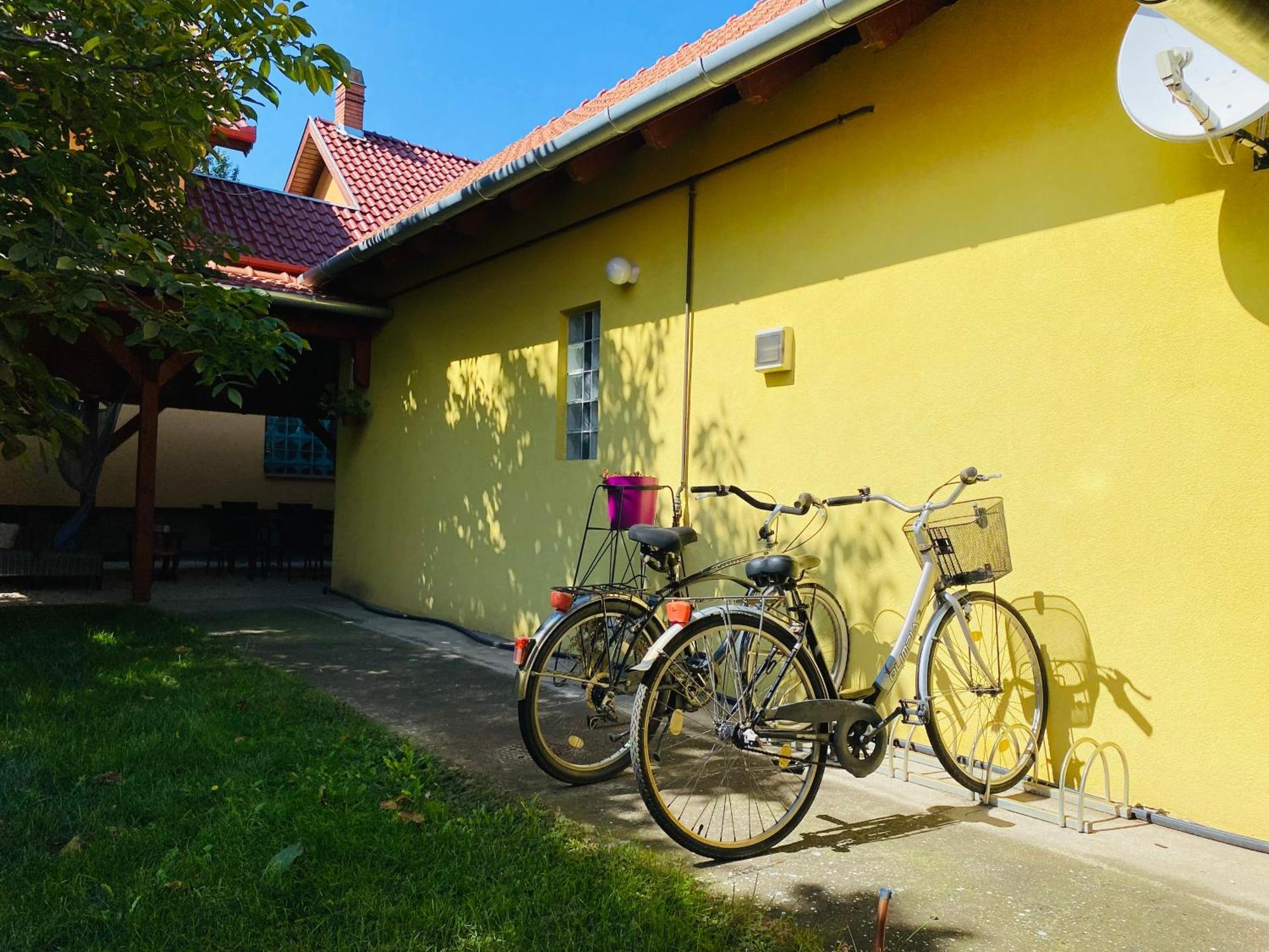 Borostyan Apartmanhaz Mórahalom Εξωτερικό φωτογραφία